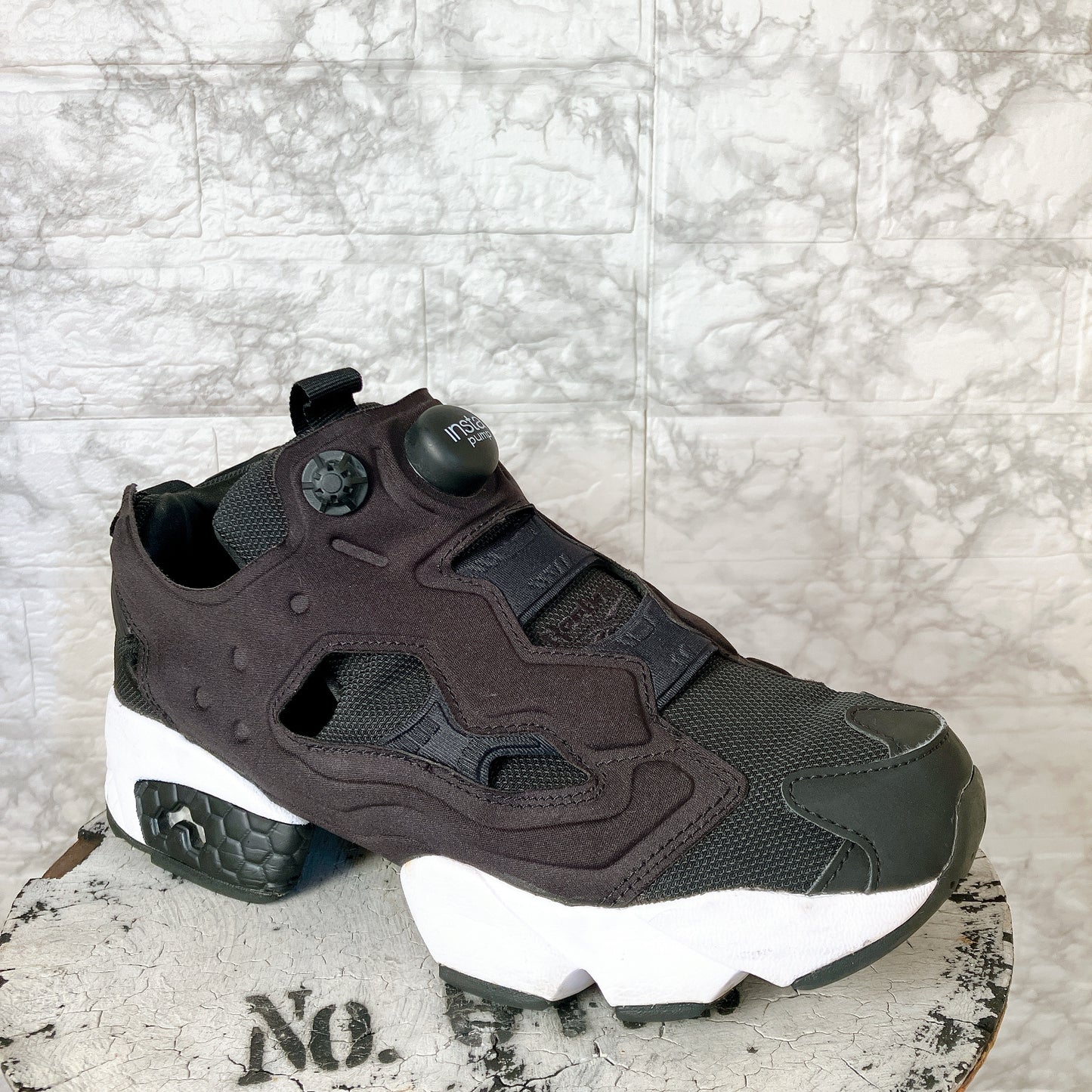 Reebok リーボック インスタ ポンプフューリー 24.5cm